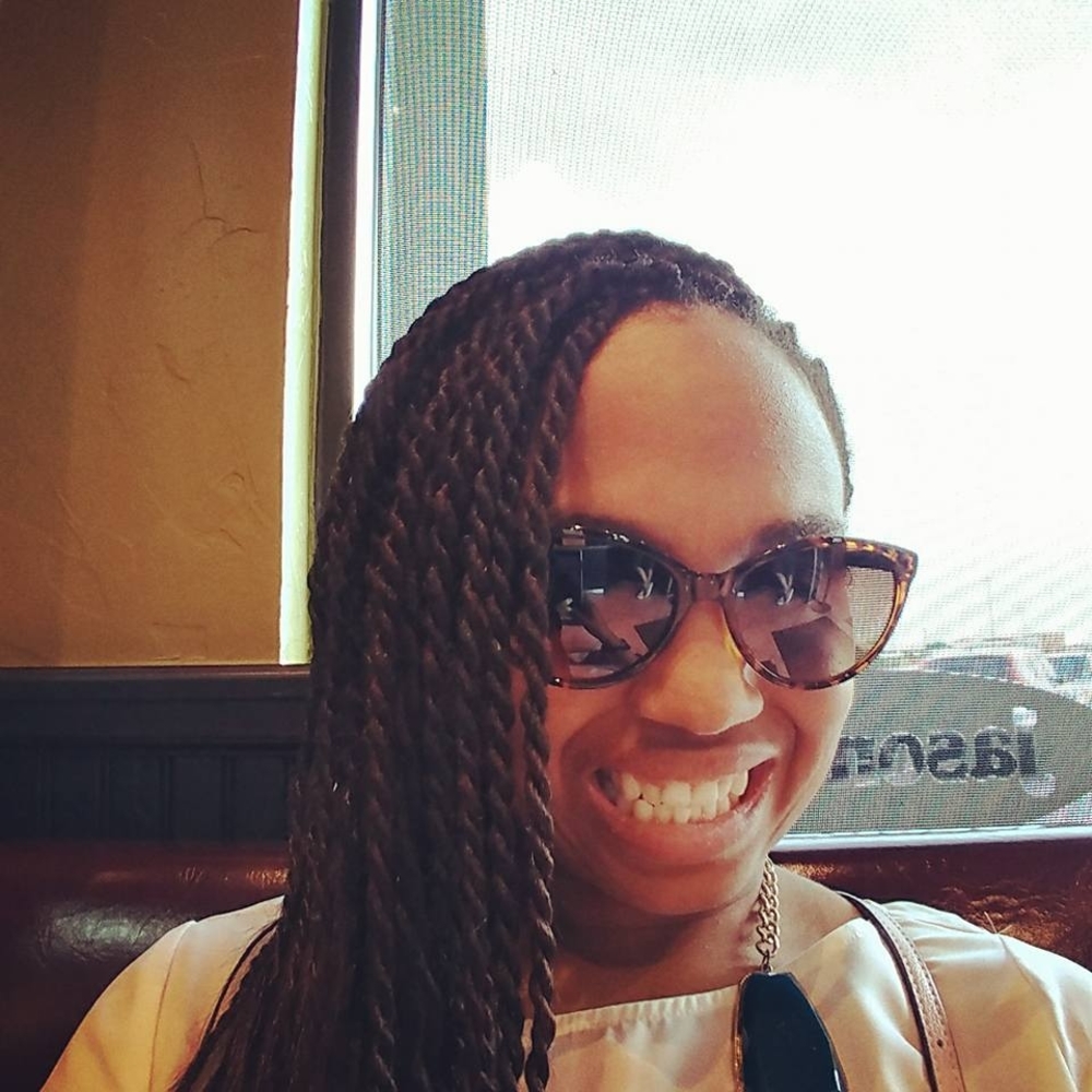 Meet your Posher, Reneka